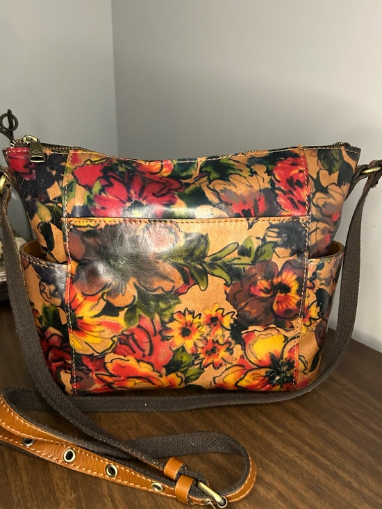 Patricia Nash Handbags - Patricia Nash Avely Summer Drawing Floral Leather Shoulder Bag